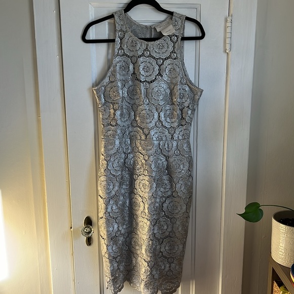 BHLDN Anthropologie Silver Floral Lace Sleeveless Emmeline Dress - Picture 2 of 11